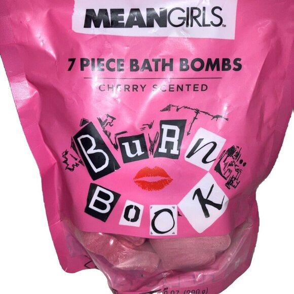Mean Girls 7 Piece Bath Bomb Cherry Scented Burn Book New In Package - Picture 2 of 3